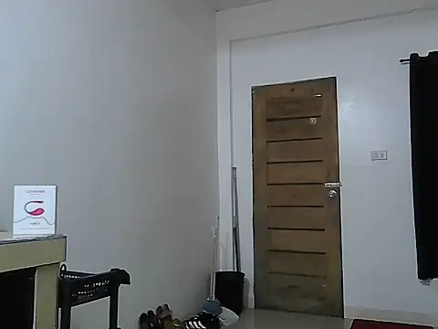cumslut_selena69 webcam
