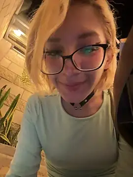 SweetBunnyGF live cam