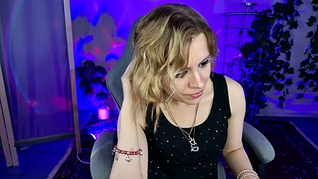 Kumiho_7777 webcam