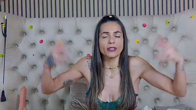 PlayfulShow webcam