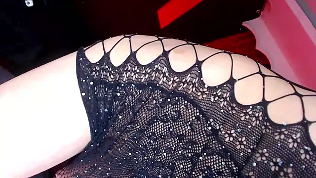 abrilbigcock live cam
