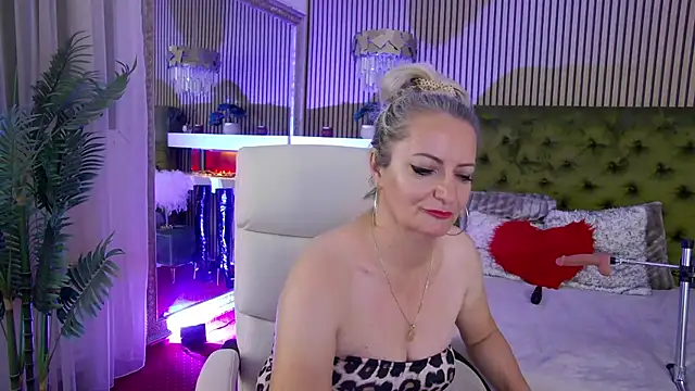 LadyTouch webcam