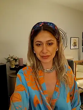 CelynaRoss webcam