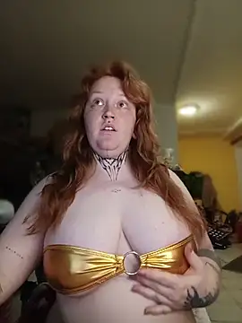 CURVYSAKURA live cam on StripChat