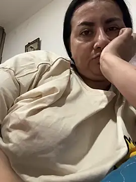 Abril_Luv webcam