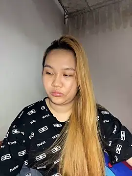 Almira6868 webcam