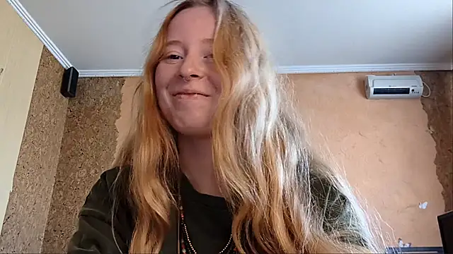 KateVibe_01 webcam