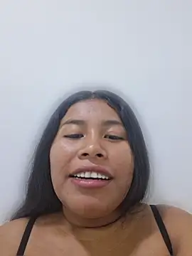Sweet-Dirty-Storm live cam