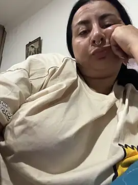 Abril_Luv webcam