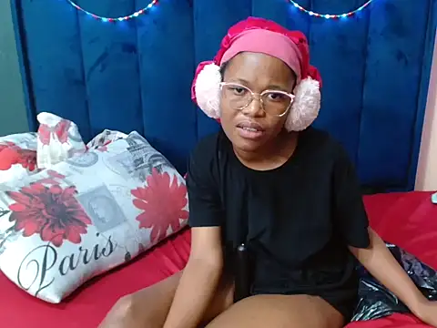 HotCreamyTea webcam