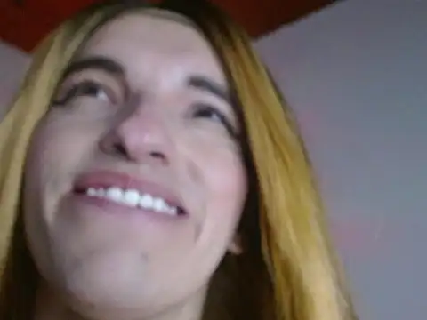 Scarlett_crastrawberry webcam