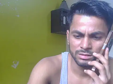 Stubborndesiboy webcam