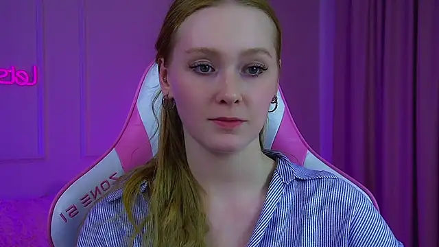 AgataFoxley webcam