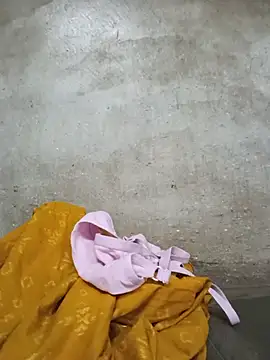 Annuhot143 webcam