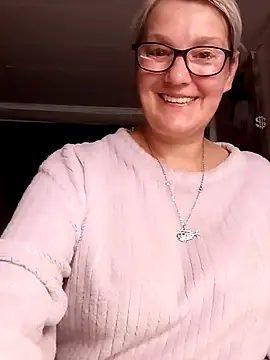 irinamaux live cam