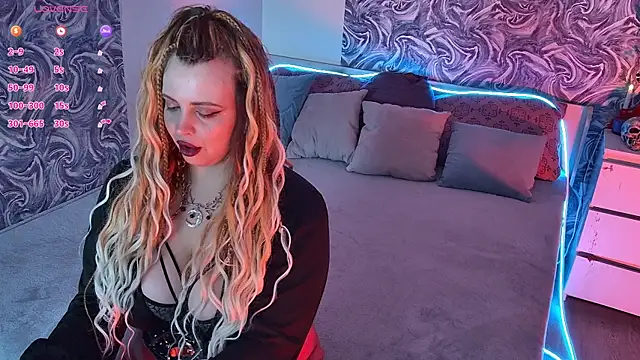 Miss_Maya_Mils webcam