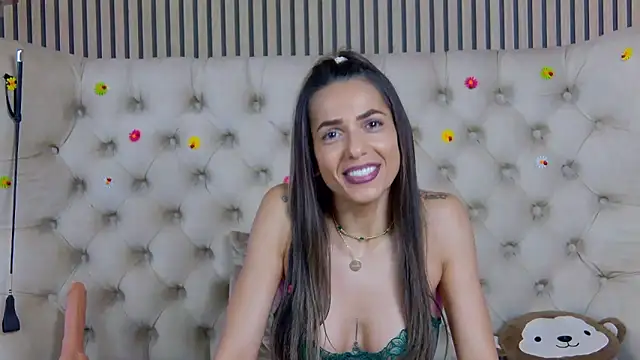 PlayfulShow webcam
