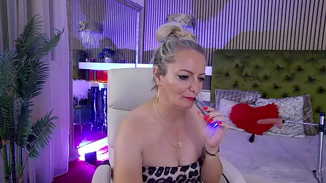 LadyTouch webcam