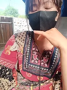 Linda-yiyi webcam