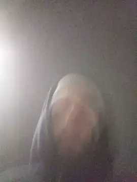 hairy_mannn webcam