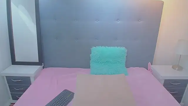 chaneelstark webcam