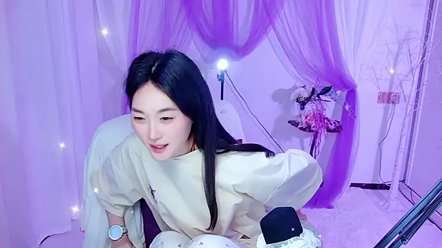 Tili_Lucky webcam