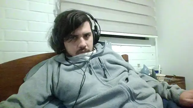 hung_weeb webcam