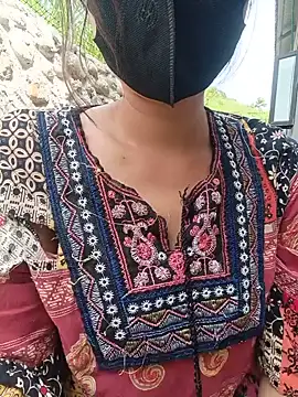 Linda-yiyi live sex cam