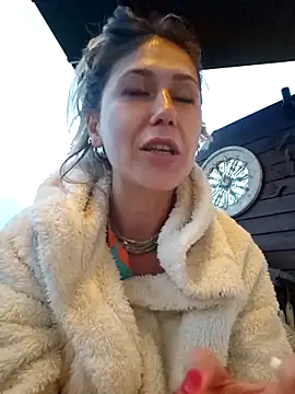 CelynaRoss webcam
