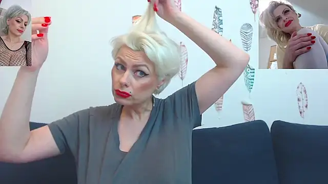 Golden__Girl__WOW__ webcam
