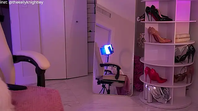 Ohbabykelly webcam