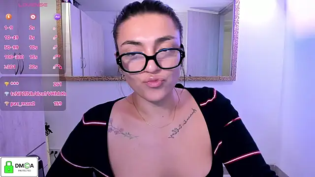 EricaVanderhill live sex cam