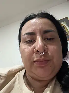 Abril_Luv webcam