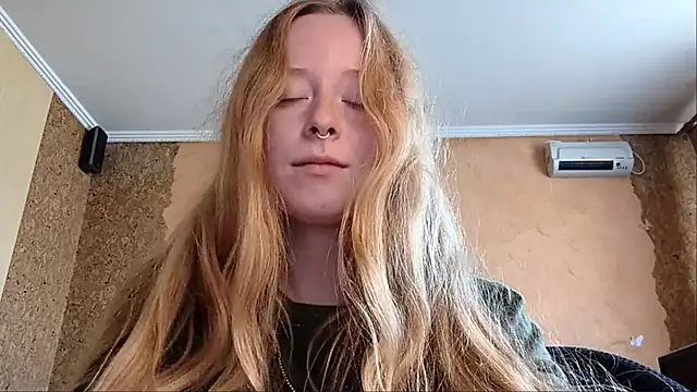 KateVibe_01 webcam
