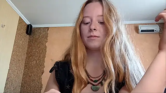 KateVibe_01 webcam