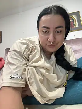 Abril_Luv webcam