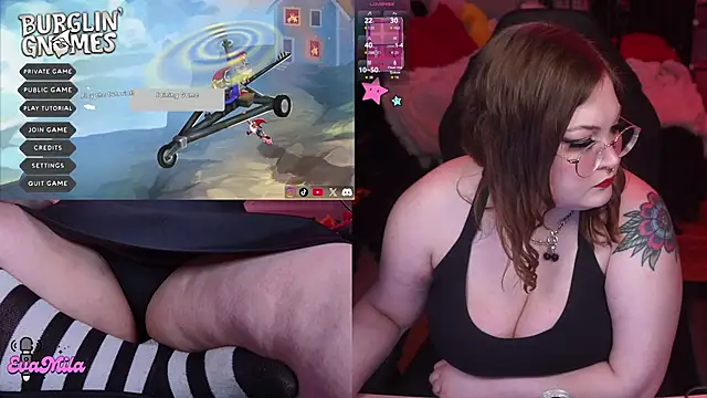 evamila (F young) - boobs out