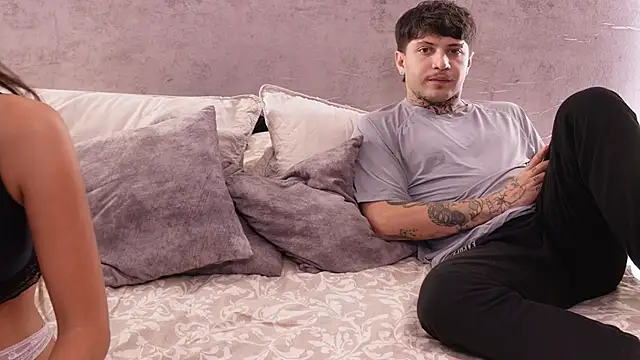 Nicky_and_Blake webcam