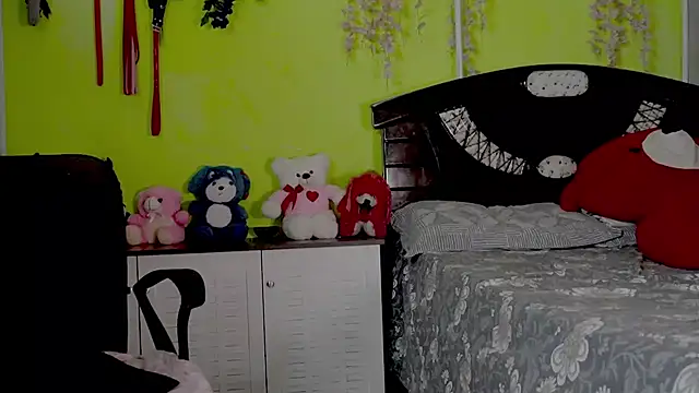 sexyhoney27 webcam
