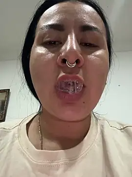 Abril_Luv webcam