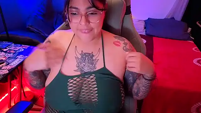 miacanela_xo live cam