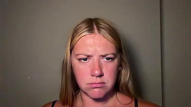 allyanalangell live cam