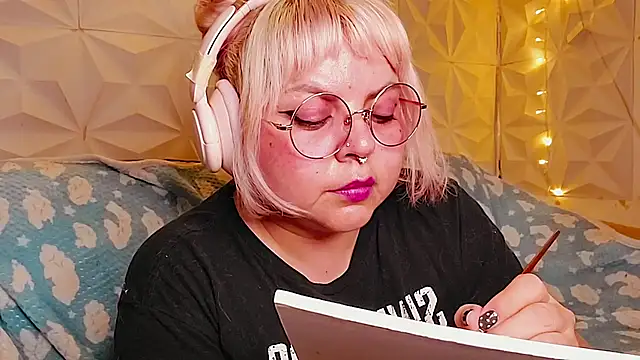 Satyn_doll live cam