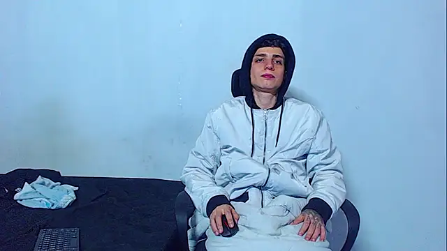 mikecoper_23 webcam
