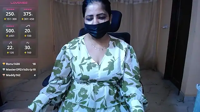 NAUGHTY_Niya webcam