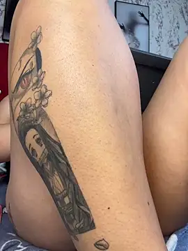 Larissa_Antonella webcam