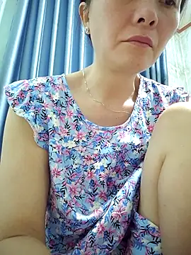 Baby-loveass69 webcam