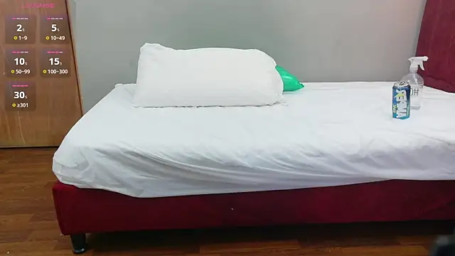 naughtyyindiann webcam