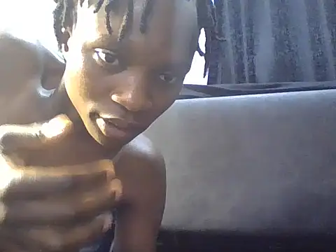 SinfulLuna2 webcam