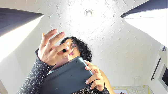 Alison_Chan_ live sex cam